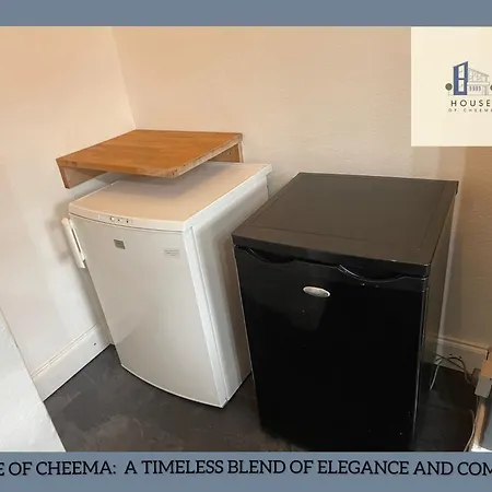 Your Leeds Grand Theatre Getaway 4br House *